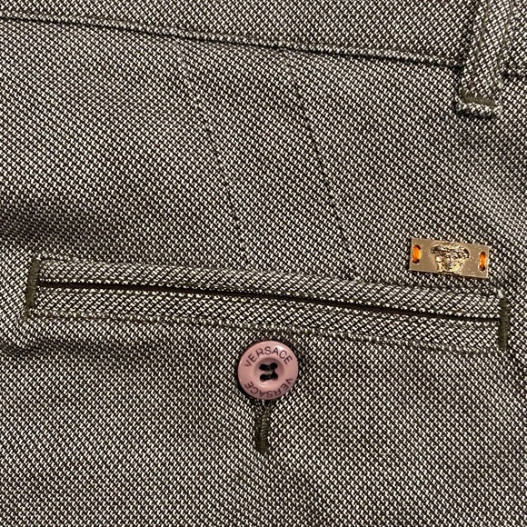 Versace - Picture 3 of 9